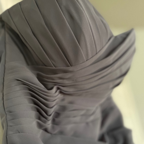 Bridesmaid/Evening Gown - Picture 5 of 7